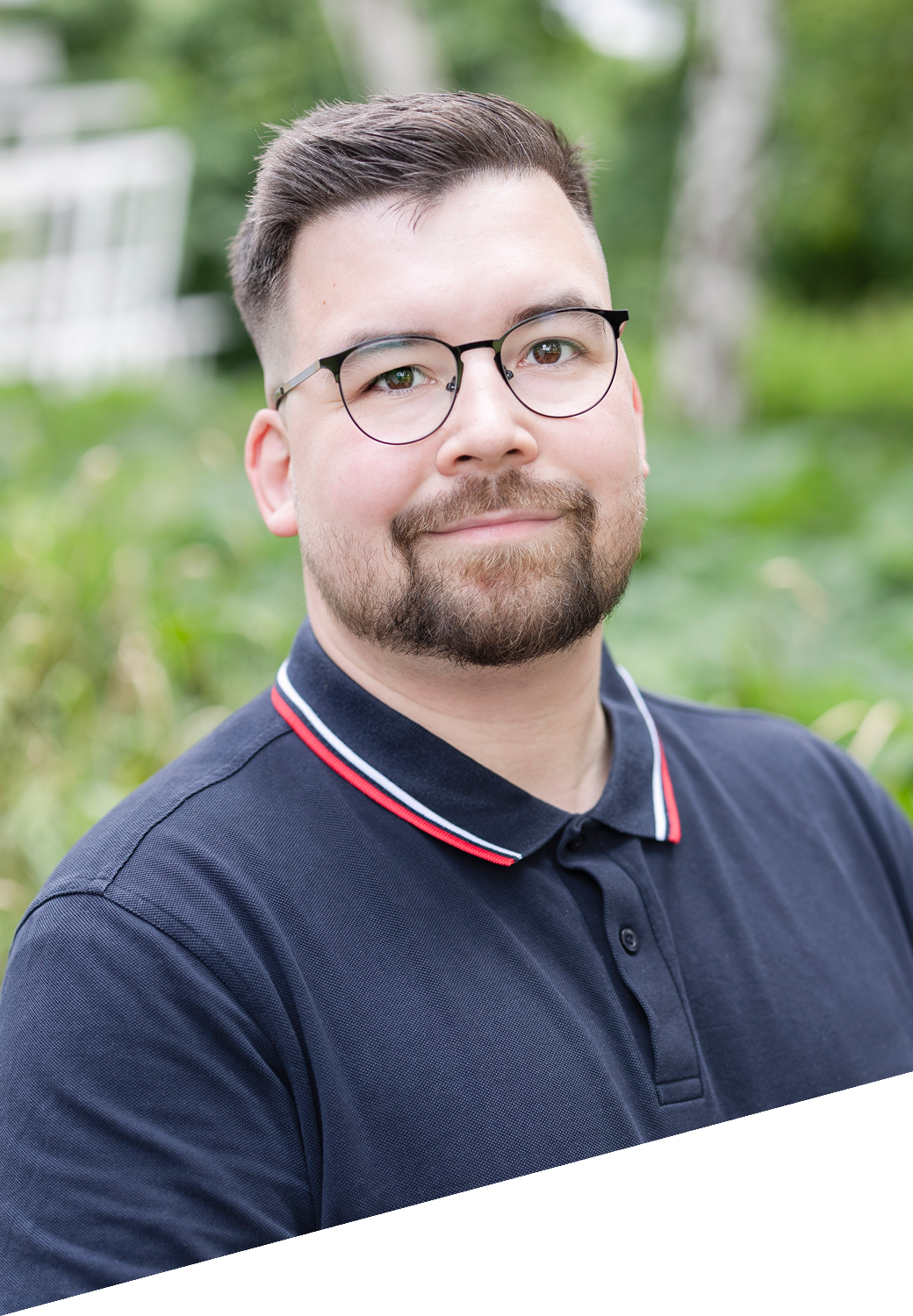 Denis Badorf schaut in die Kamera